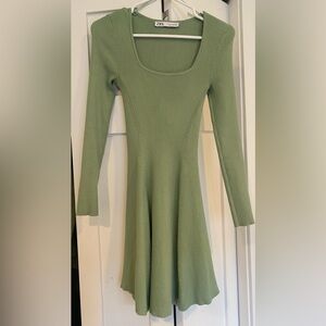 Zara, light green long sleeve above the knee dress. Size medium.